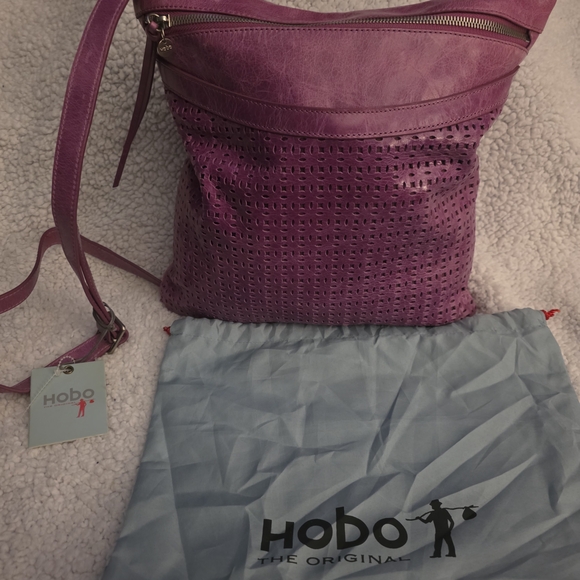 HOBO Handbags - Hobo International Liza Purple Leather Crossbody Bag
